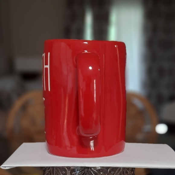 🧑🏻‍🎄 Rae Dunn North Pole Mug - Picture 2 of 3